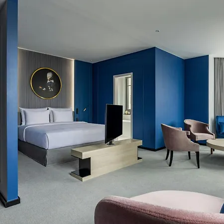 Luc, Autograph Collection 5* Berlin