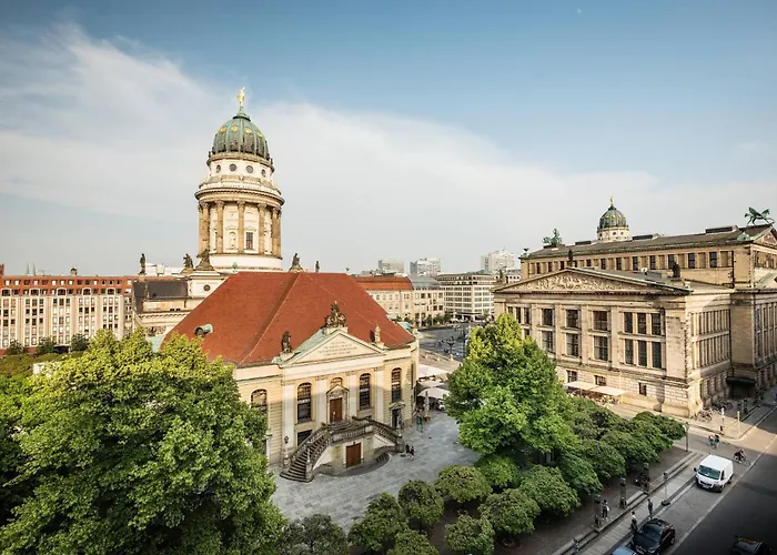 Luc, Autograph Collection מלון 5*