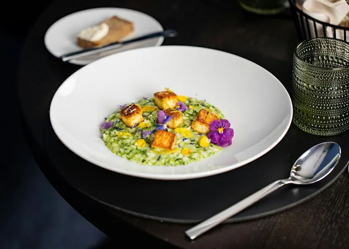 Hotel Luc, Autograph Collection 5*